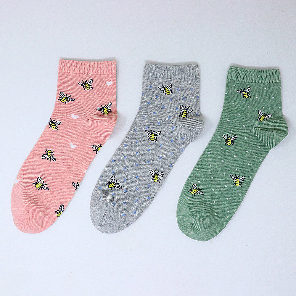 3 Pk Girls’ Cute Bee Printed Crew Socks – Soft & Comfortable Cotton Socks