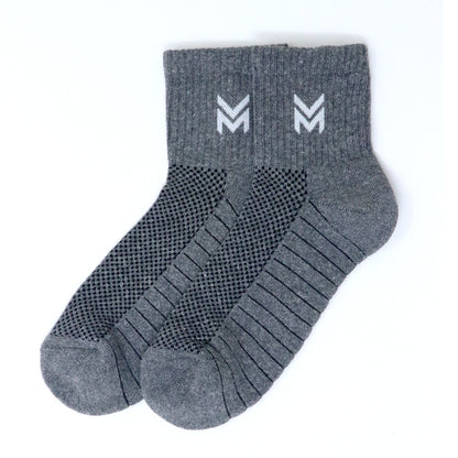 1 Pk Mustang Men’s Sports Socks – Grey & Black Textured Athletic Socks